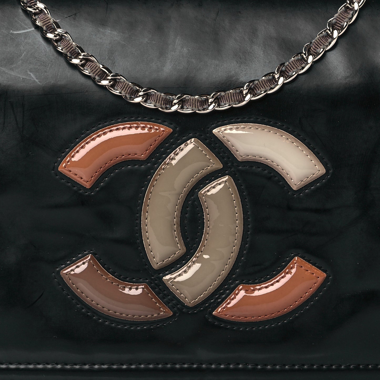 Vinyl Lipstick Flap Black