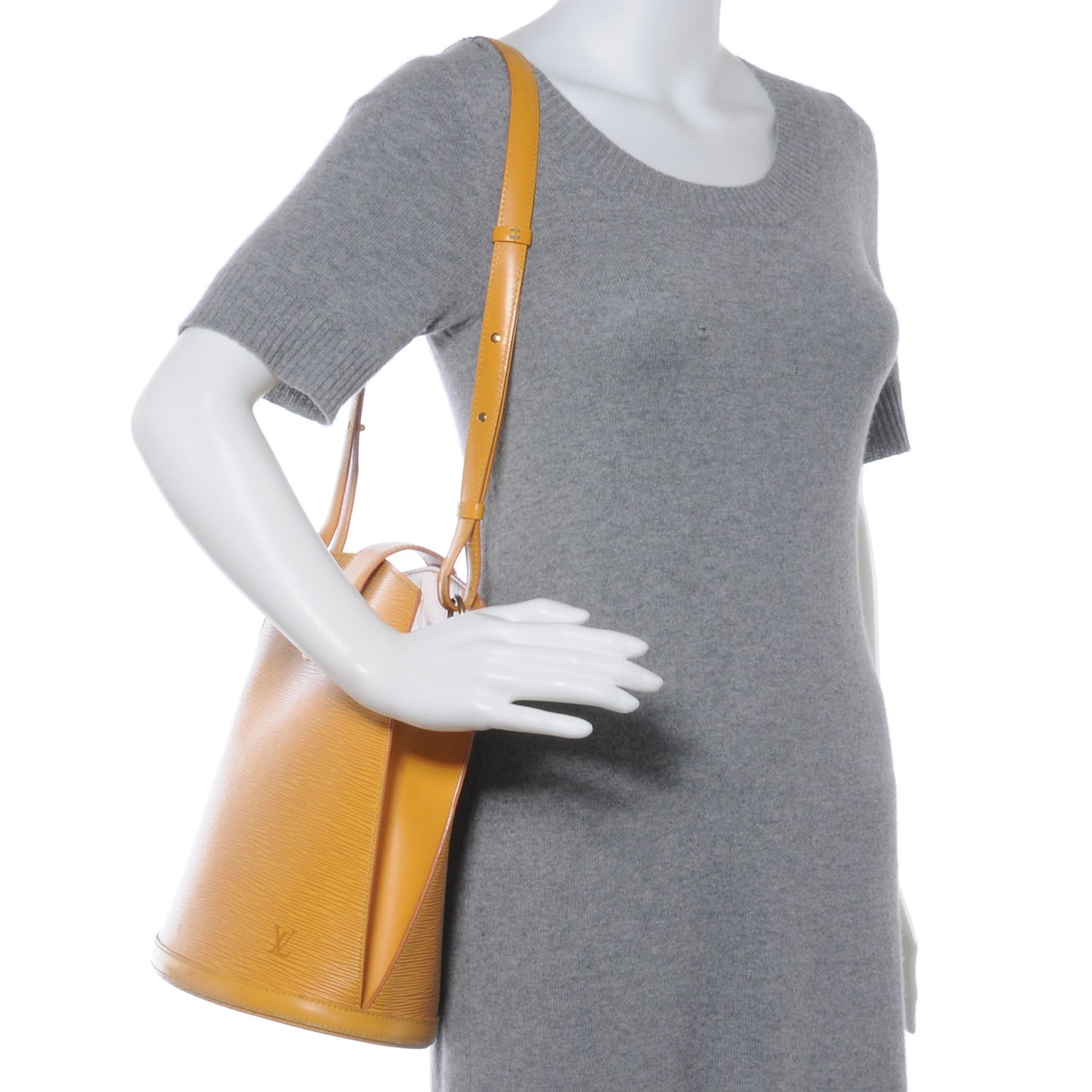 Louis Vuitton Epi Cluny Tassil 2 of 7