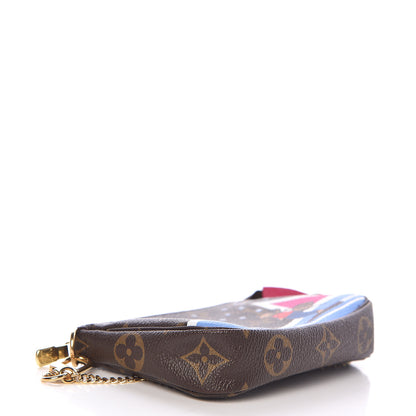 Louis Vuitton Monogram 2018 Christmas Animation Mini Bears Pochette Accessories 4 of 8