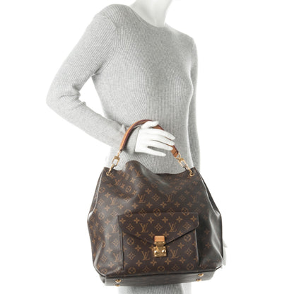 Louis Vuitton Monogram Metis 2 of 15