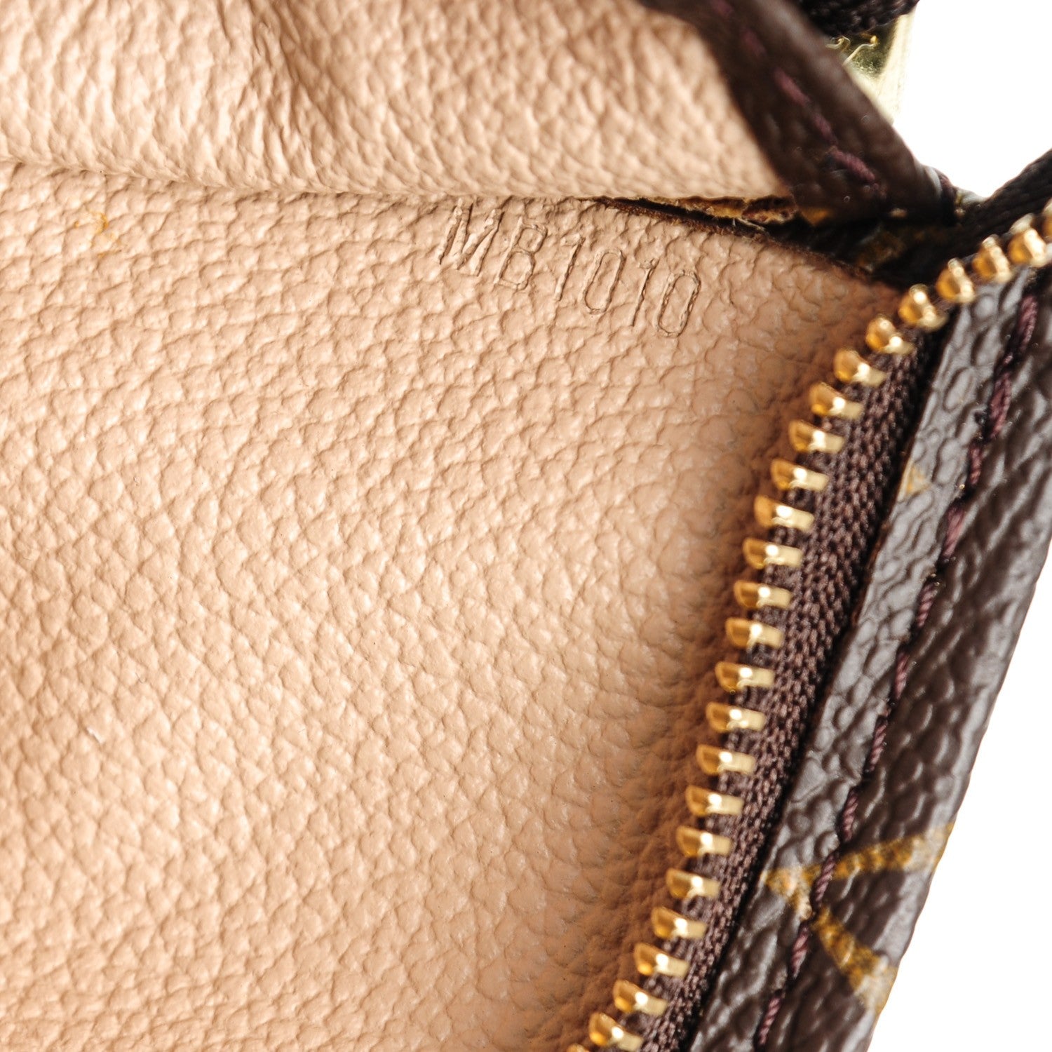 Louis Vuitton Monogram Toiletry Pouch 15 7 of 7