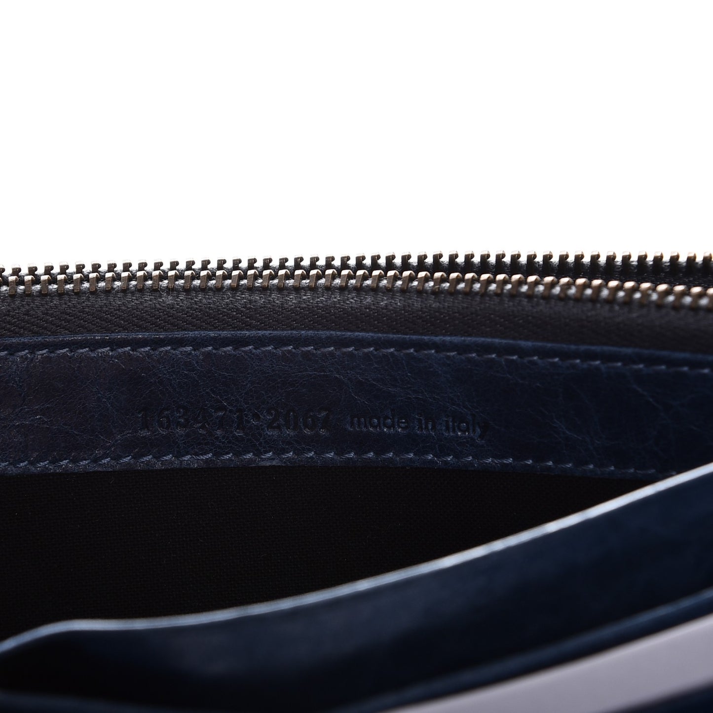 Agneau Classic Hardware Money Wallet Gris Chartreux