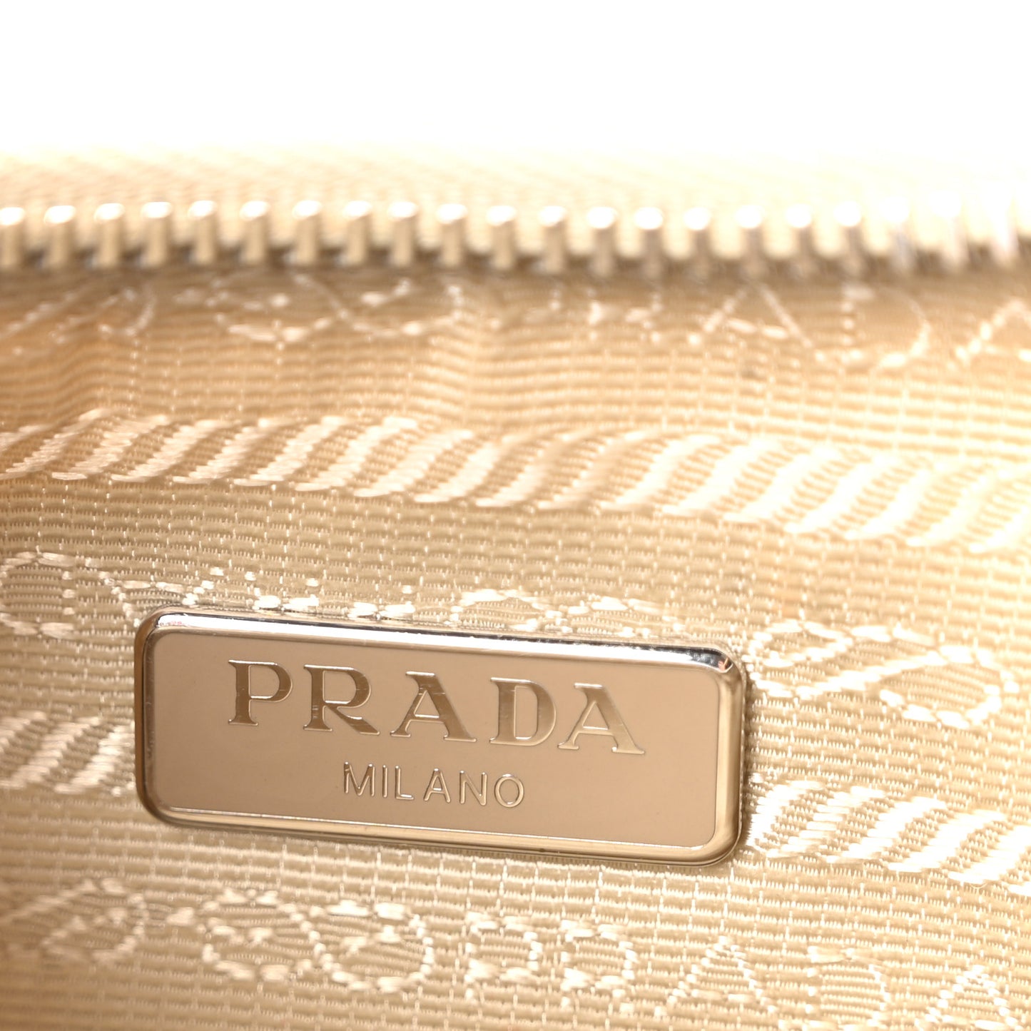 Nylon Re-Edition 2005 Shoulder Bag Deserto