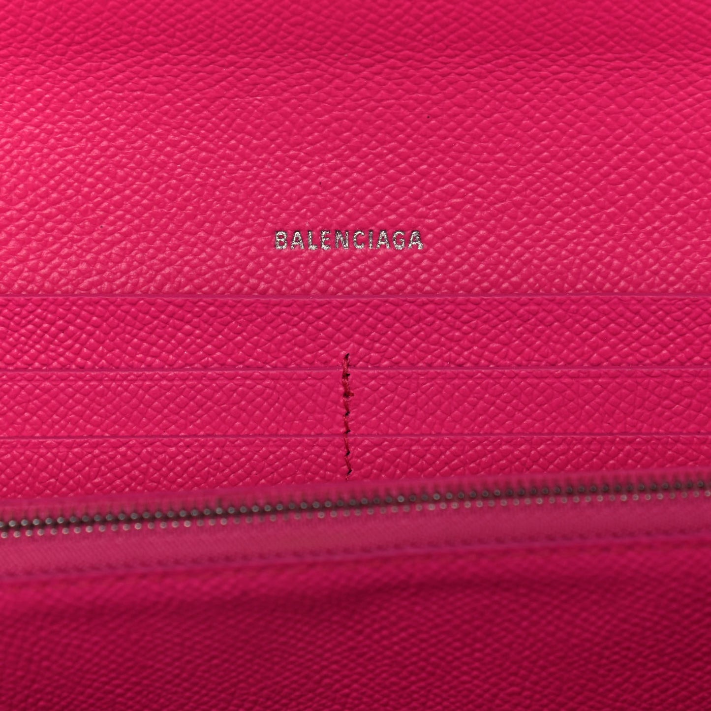 Pebbled Calfskin Everyday Continental Wallet on Chain Acid Pink