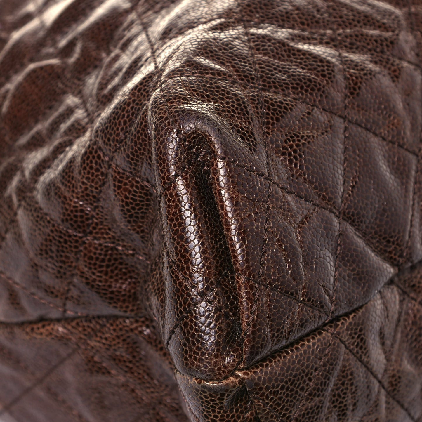 Distressed Glazed Caviar Quilted Large Elastic Tote Brown