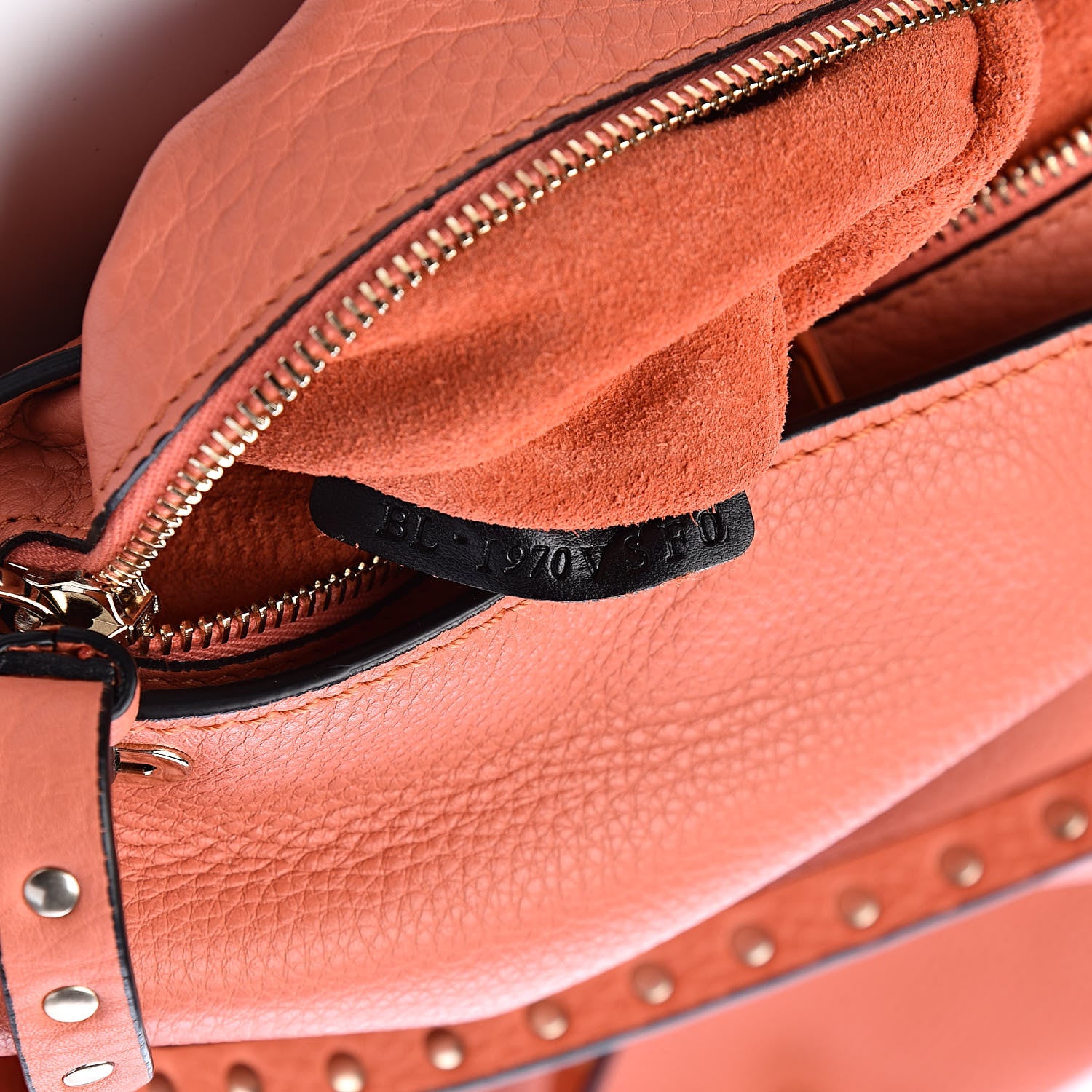Valentino Garavani Pebbled Calfskin Medium Rockstud Tote Coral 7 of 10