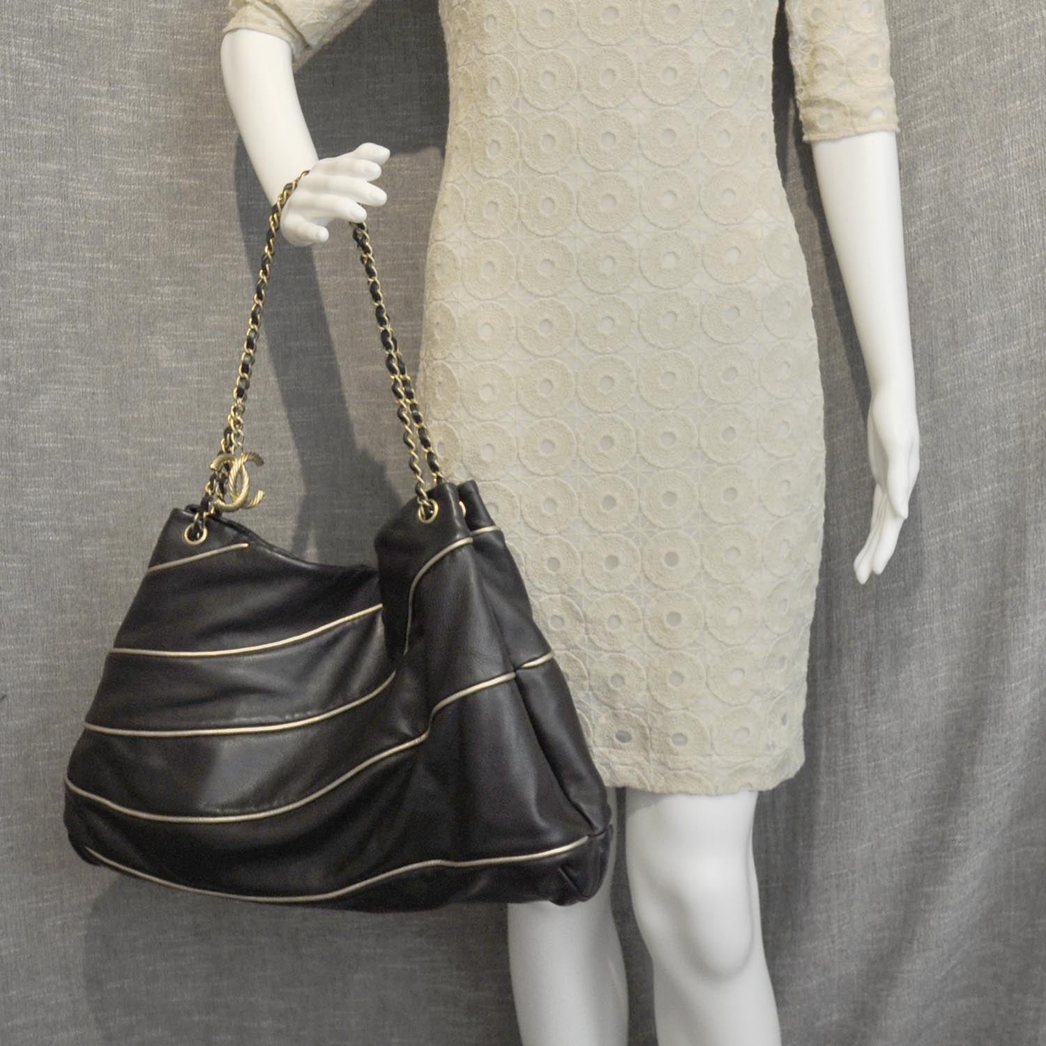 Chanel Lambskin Large Constructivism Tote Black 2 of 10