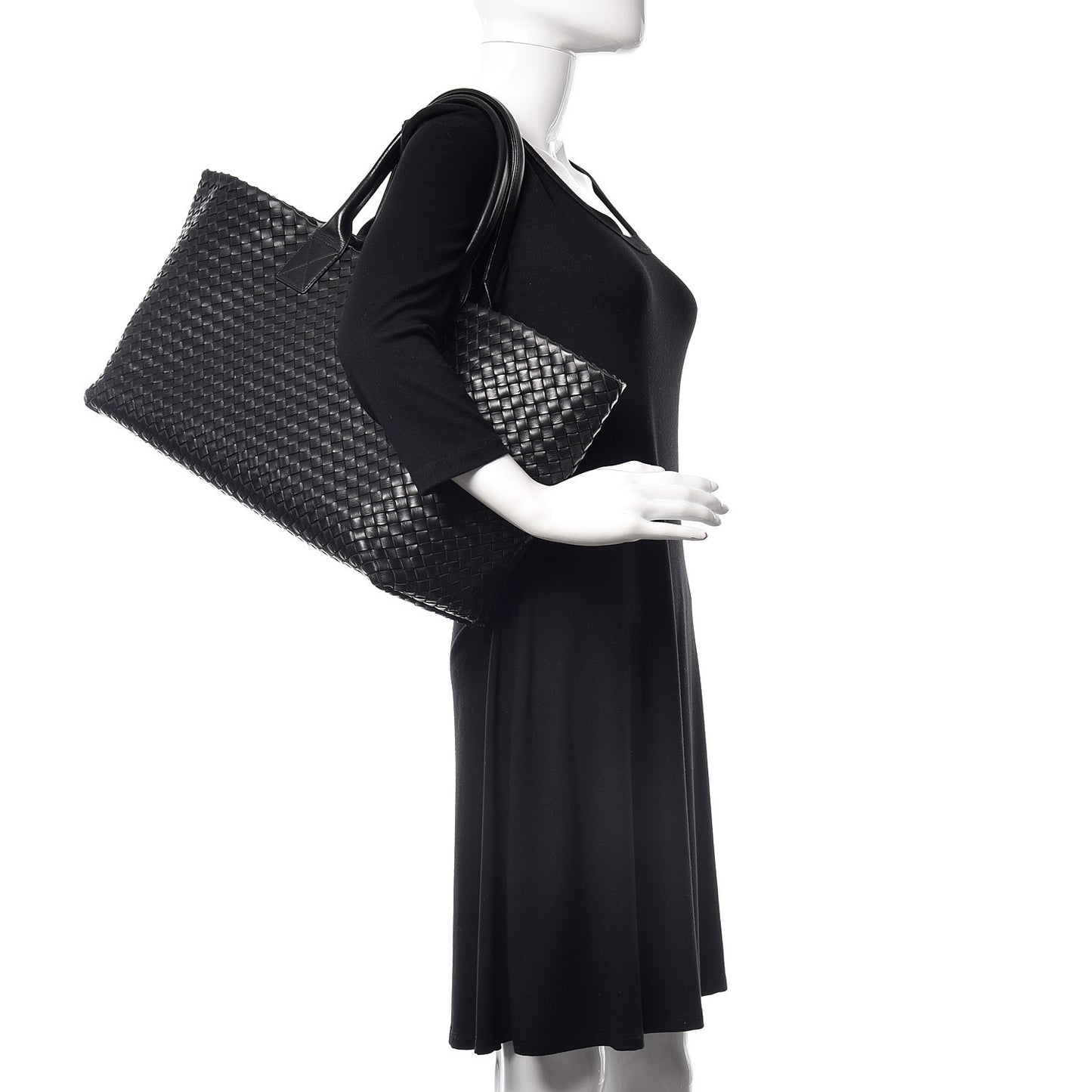 Nappa Intrecciato Medium Cabat Black