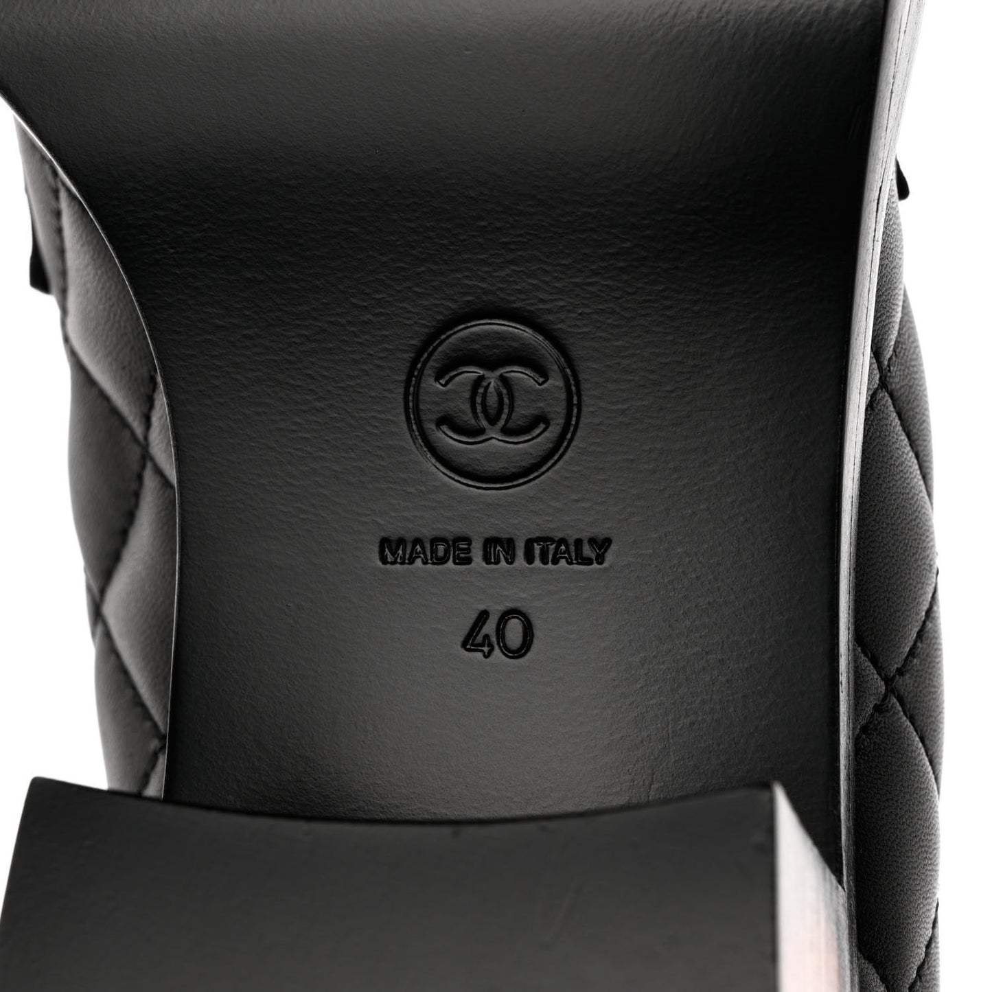 Lambskin Quilted CC Heart Loafers 40 Black