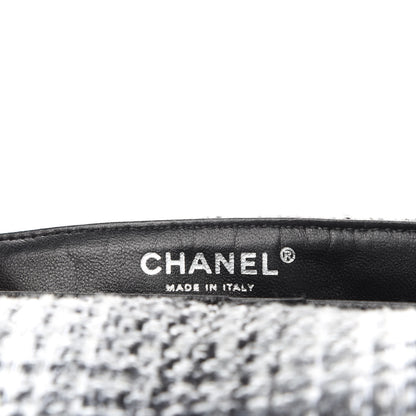 Chanel Tweed East West Flap Black White 8 of 9