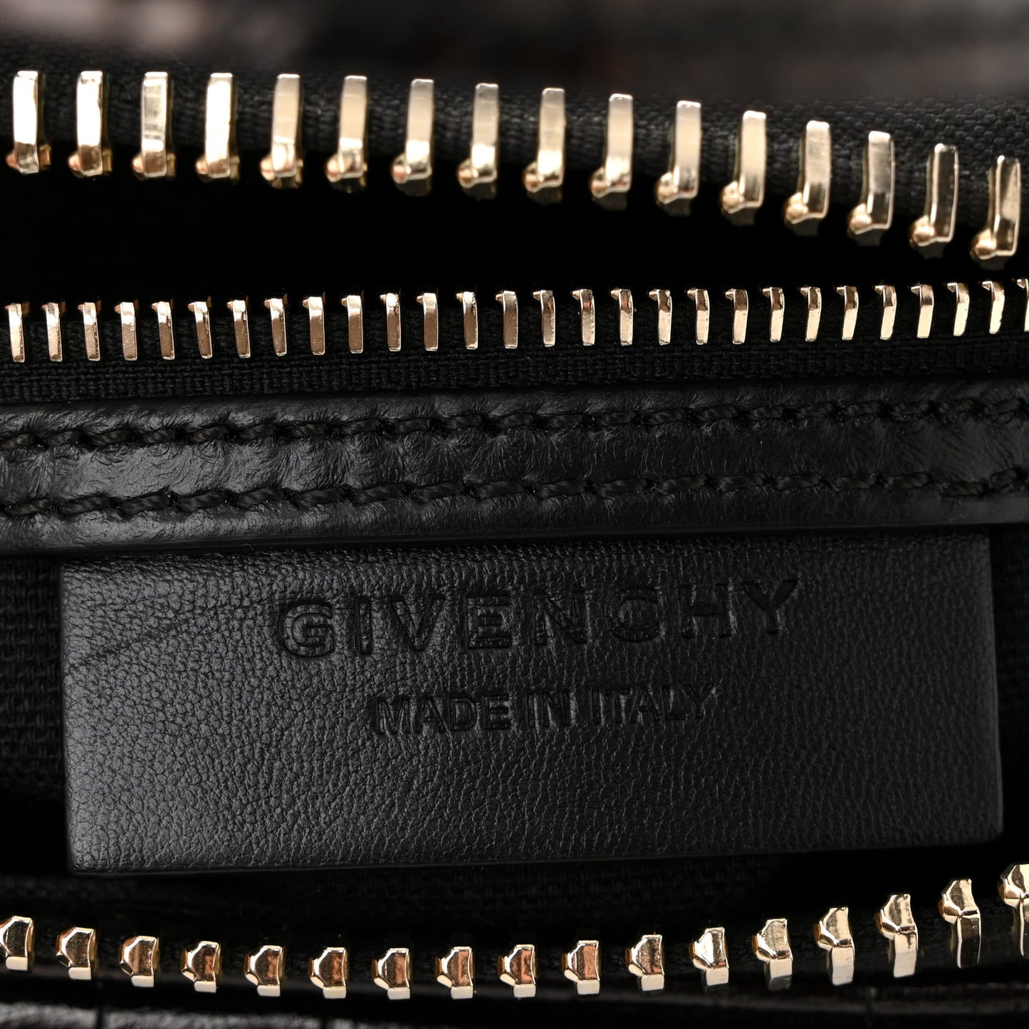 Calfskin Crocodile Embossed Mini Antigona Black
