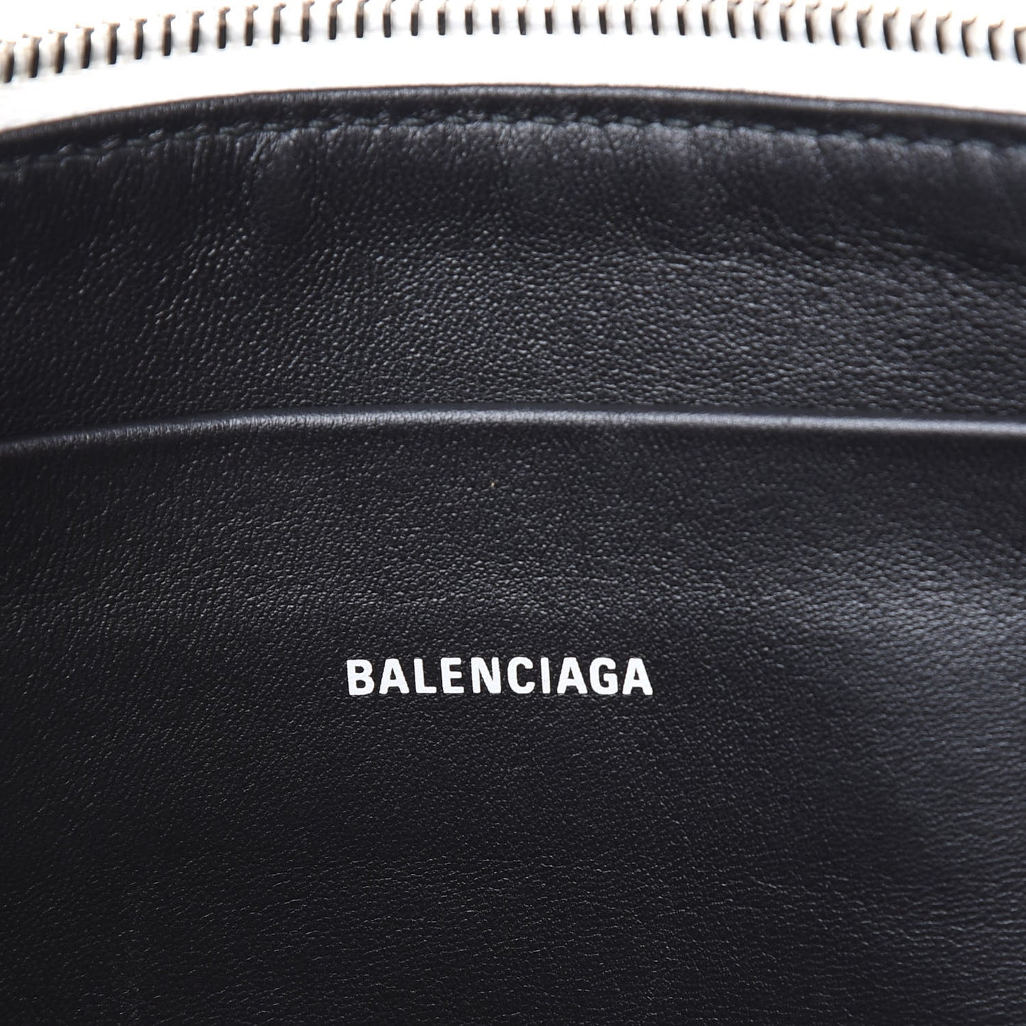 Grained Calfskin Supermarket Magazine Zipper Pouch Multicolor