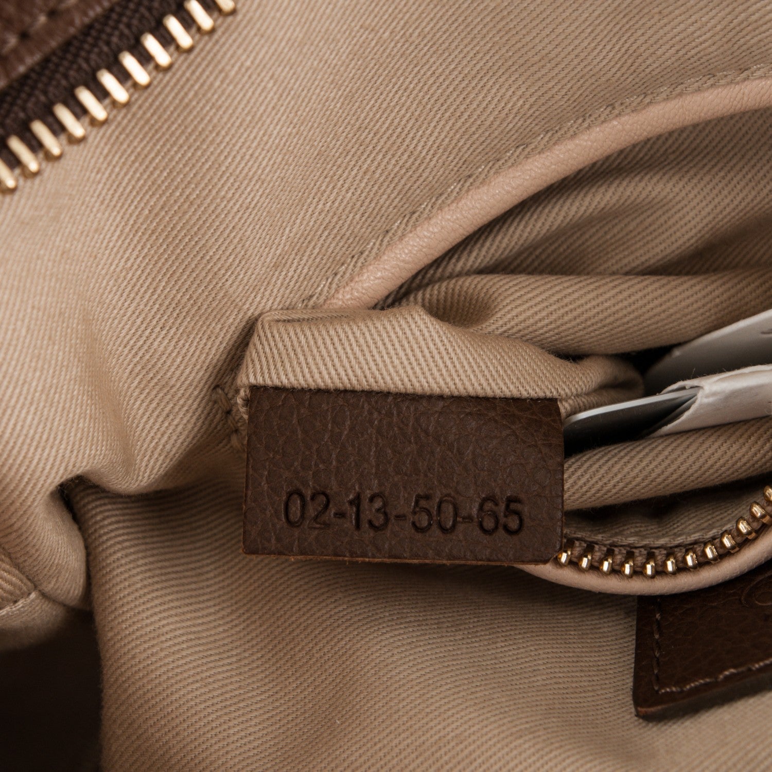 Chloe Calfskin Small Paraty Bark 7 of 7