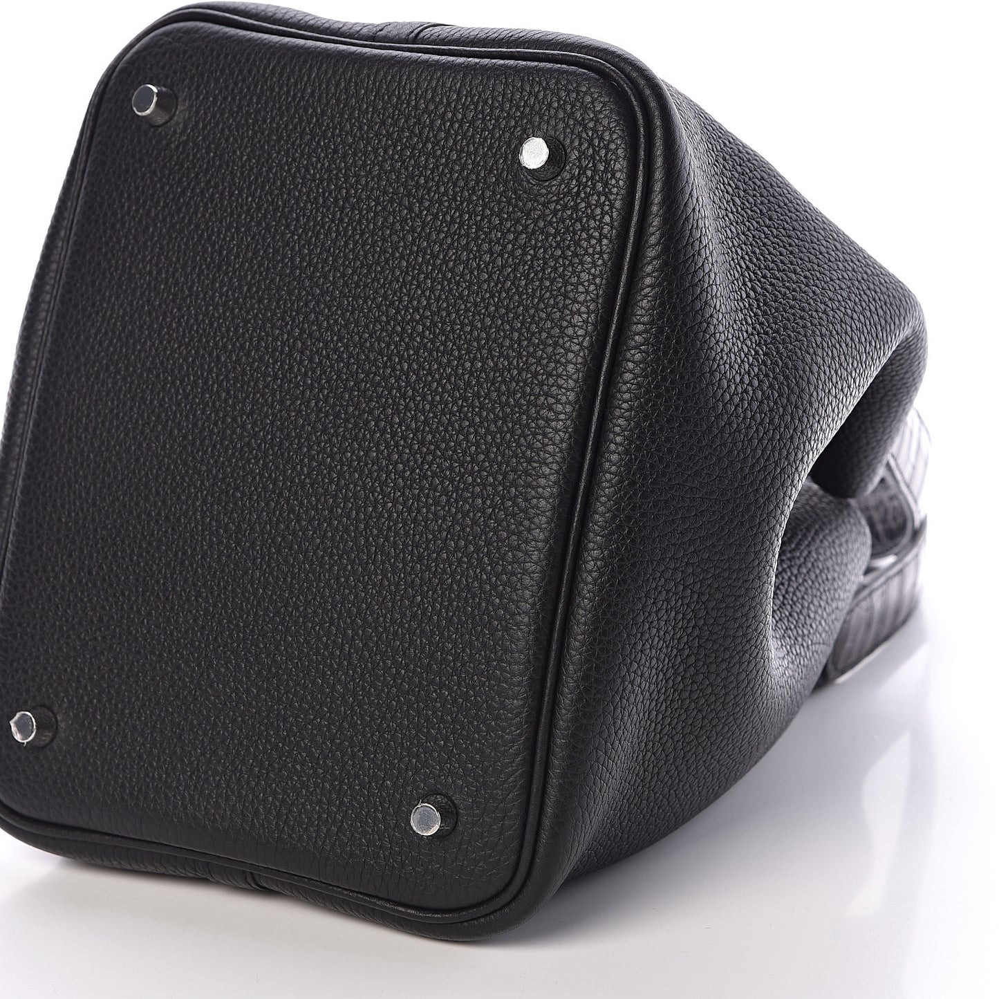 Taurillon Clemence Matte Alligator Picotin Lock Touch 22 MM Black