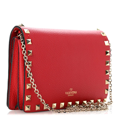 Valentino Garavani Pebbled Calfskin Rockstud Wallet on Chain Rouge Pur 3 of 12