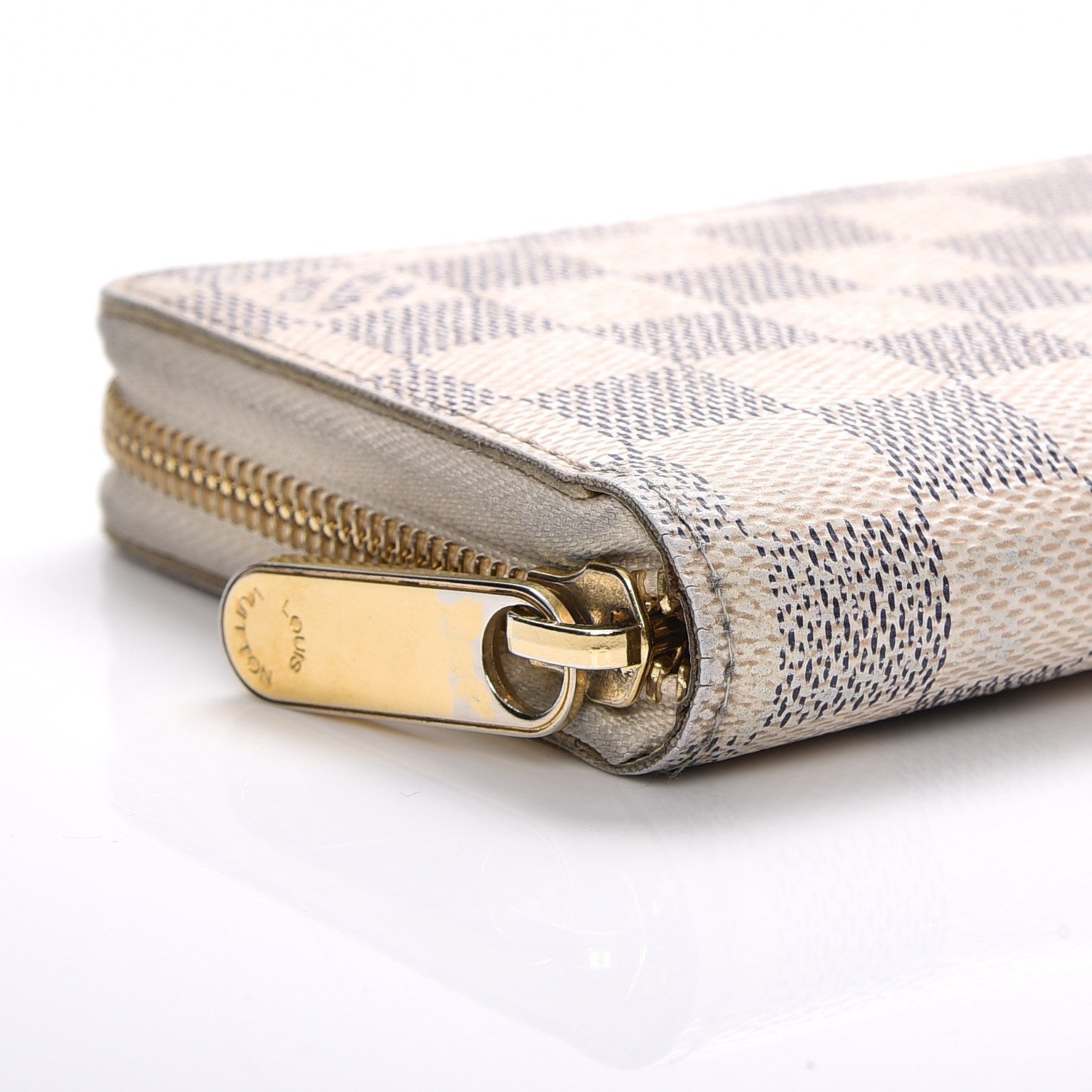 Louis Vuitton Damier Azur Zippy Wallet 8 of 13