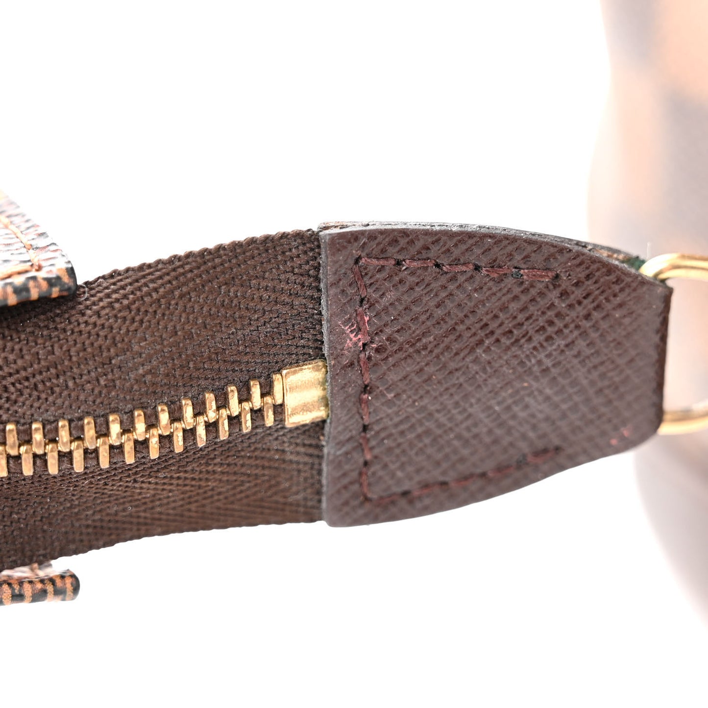 LOUIS VUITTON Damier Ebene Marais Bucket 23