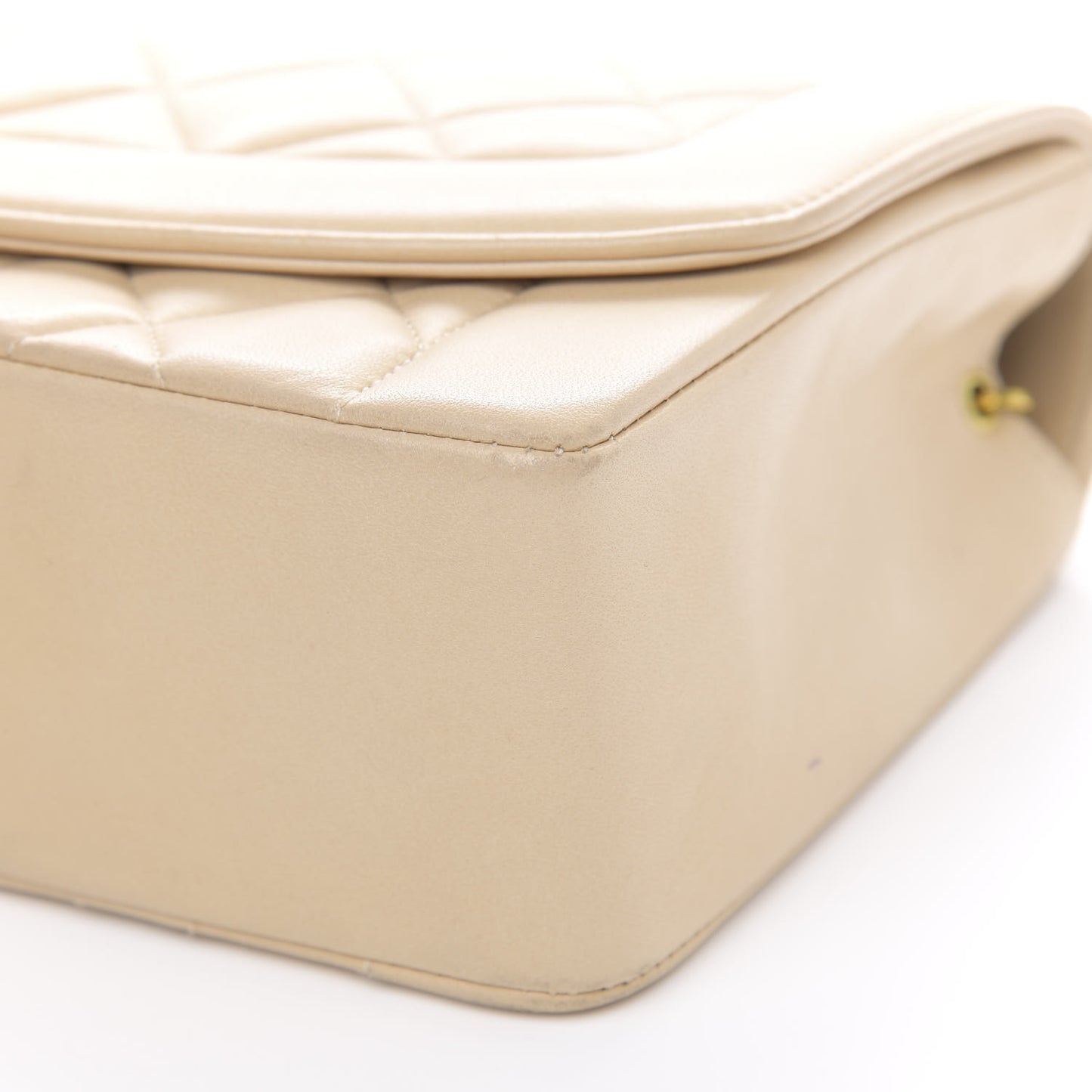 Lambskin Quilted Medium Single Flap Beige