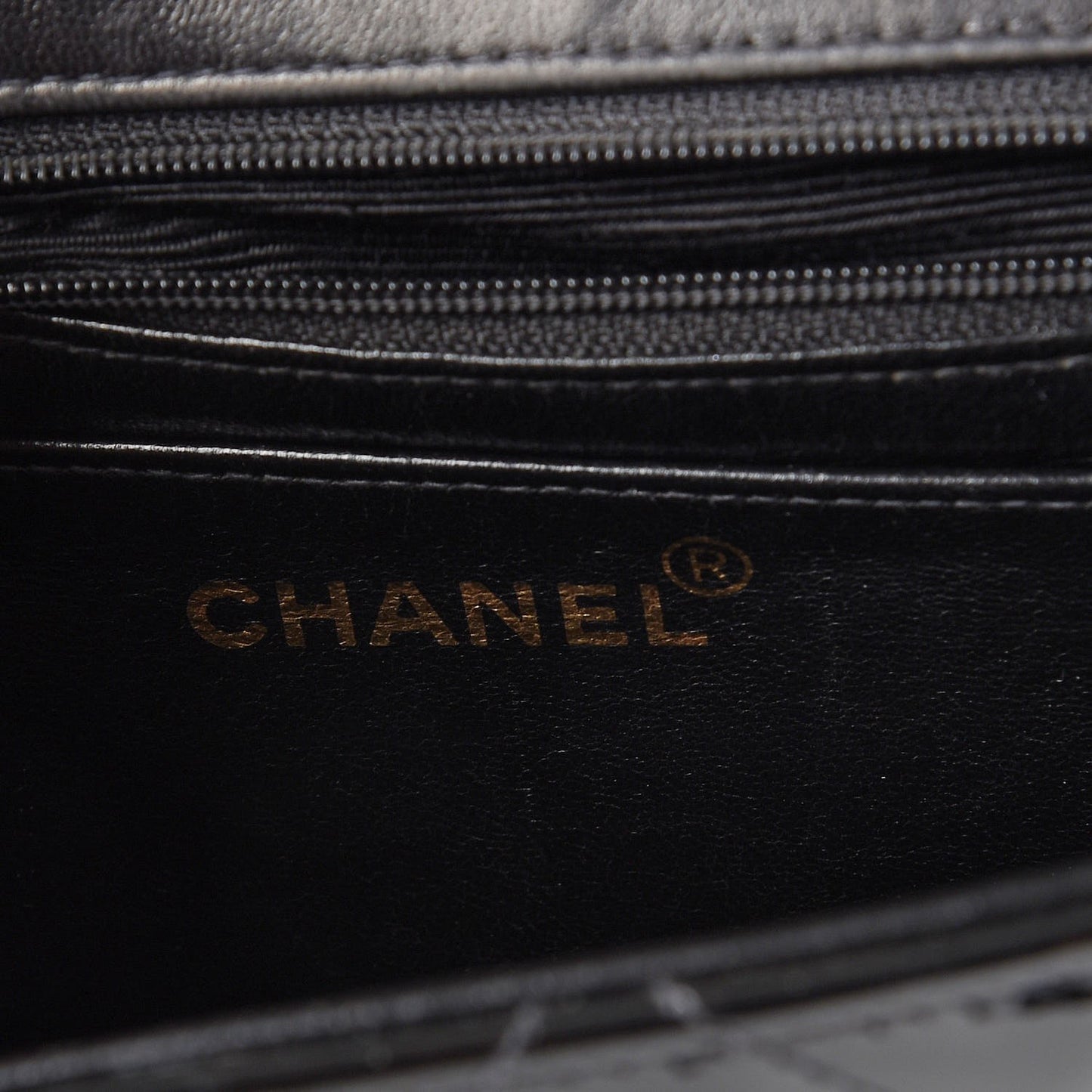 Patent Quilted Medium Single Flap Black