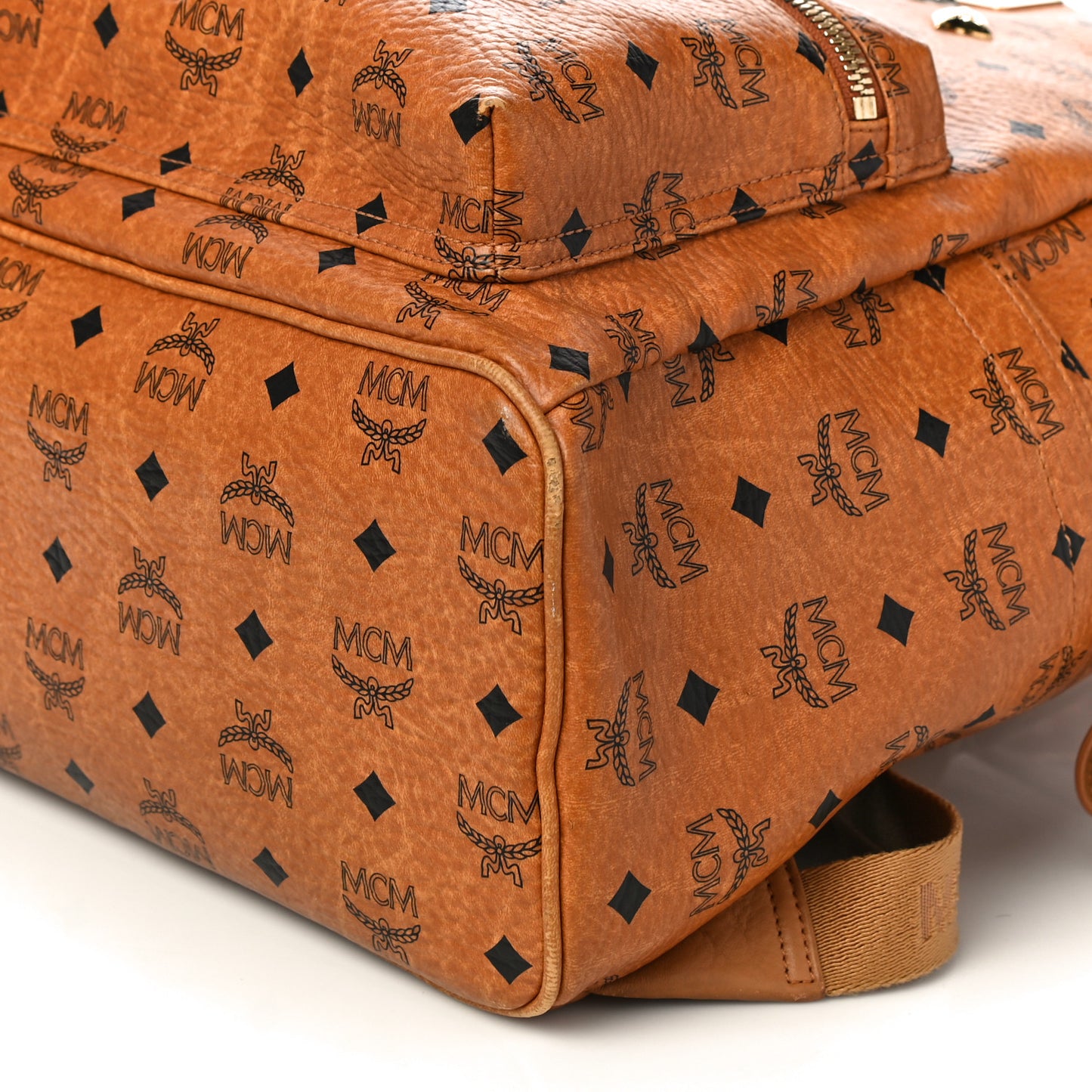 Visetos Medium Sprinkle Stud Stark Backpack Cognac