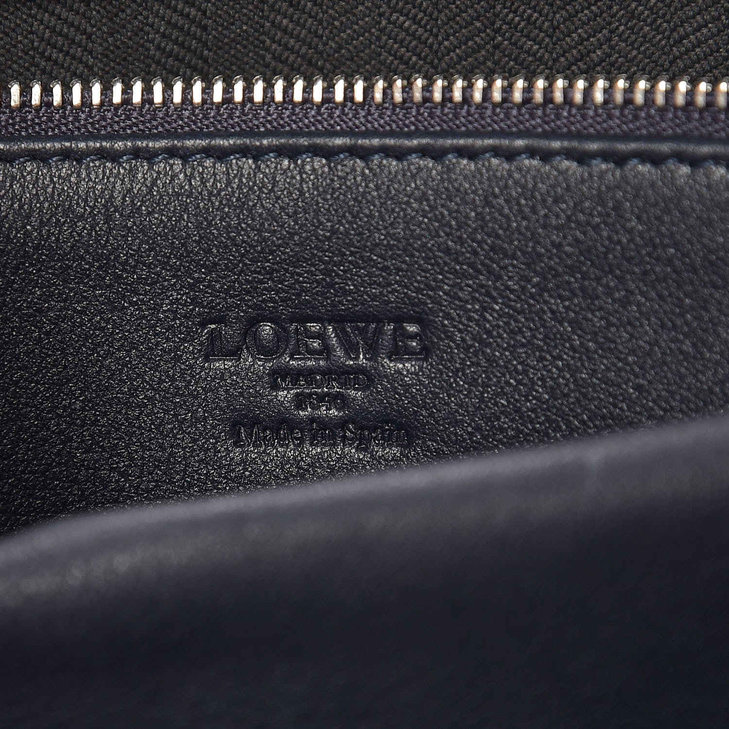 Loewe Denim-Effect Suede Calfskin Amazona Midnight Blue 6 of 6