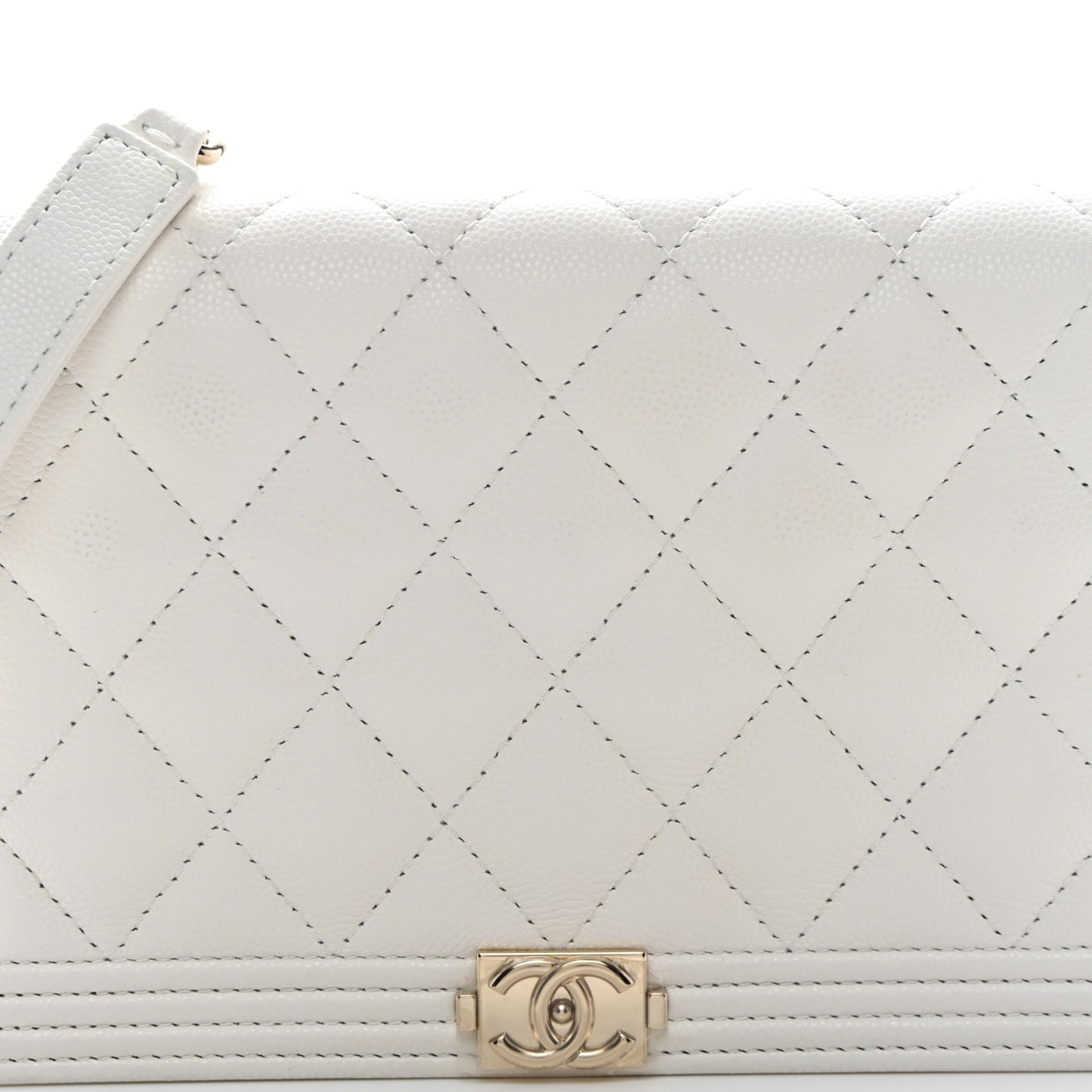 Caviar Quilted Boy Wallet On Chain WOC White