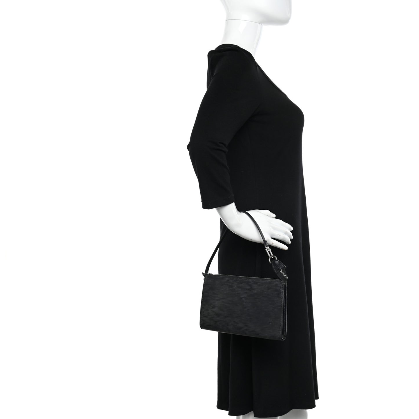 Epi Pochette Accessories 24 Black