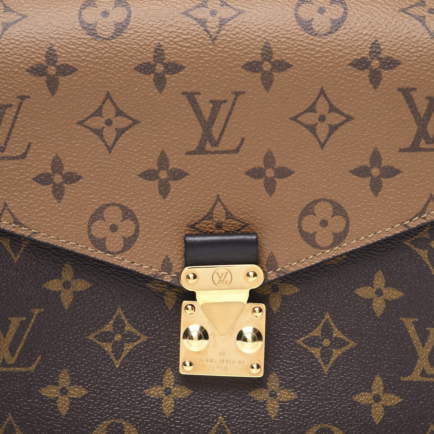 Reverse Monogram Pochette Metis