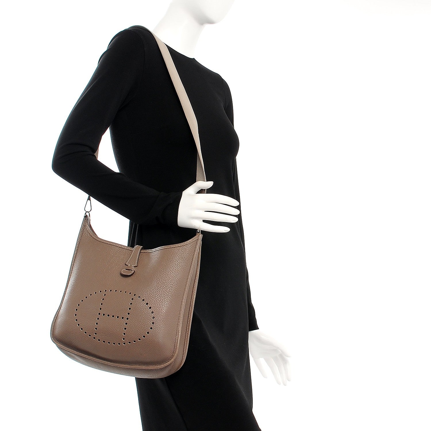 Hermes Taurillon Clemence Evelyne PM Etoupe 2 of 12