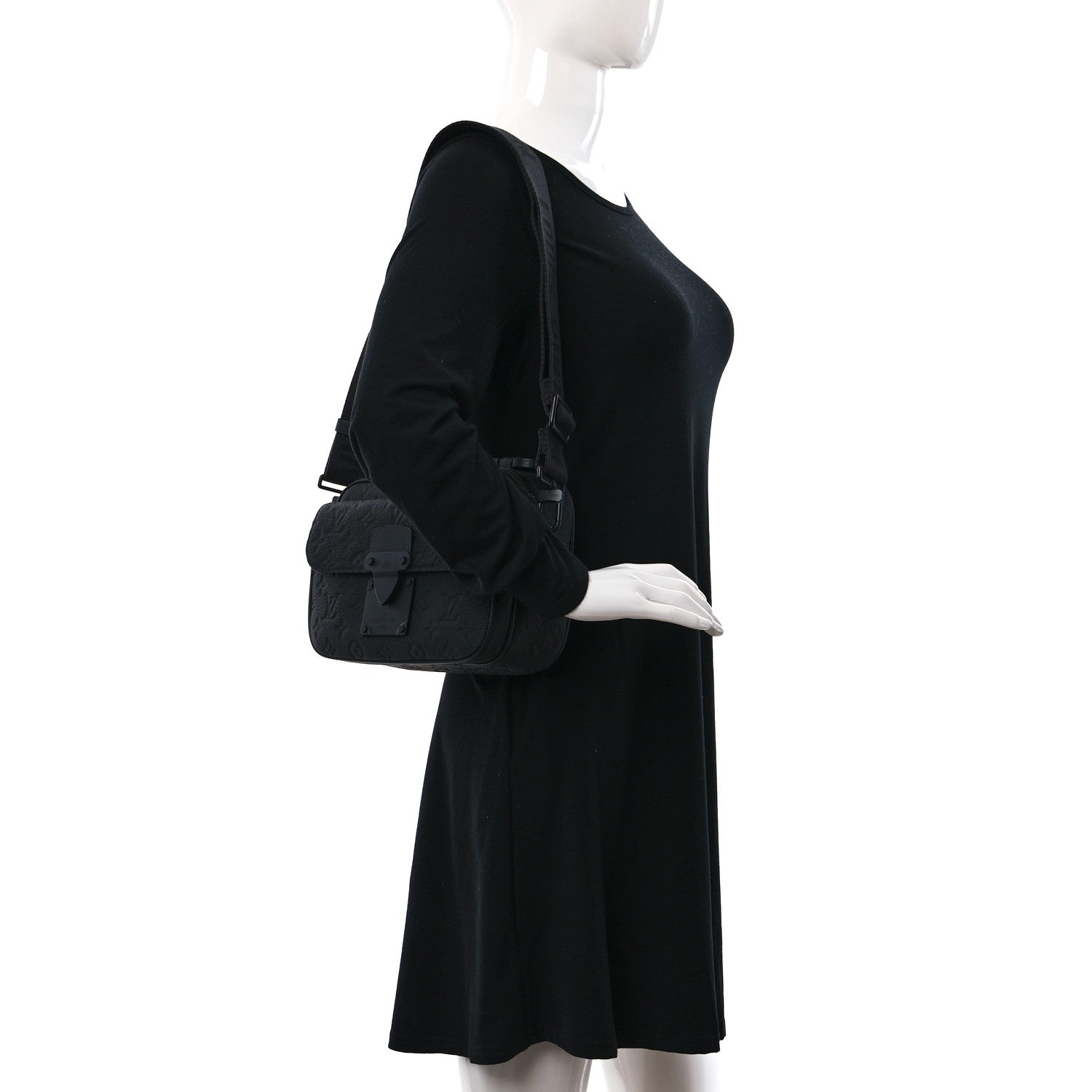 Louis Vuitton Taurillon Monogram S Lock Messenger Black 2 of 9