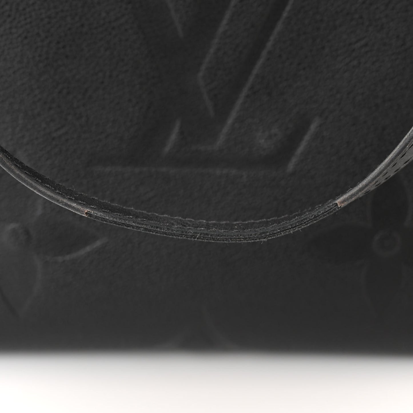 Empreinte Monogram Giant OnTheGo MM Black