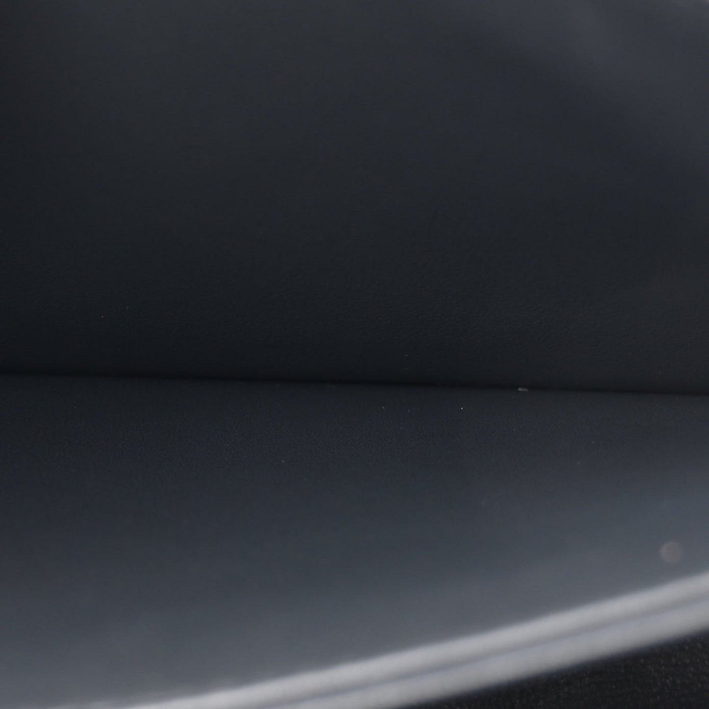 Shiny Calfskin Teen Triomphe Dark Grey