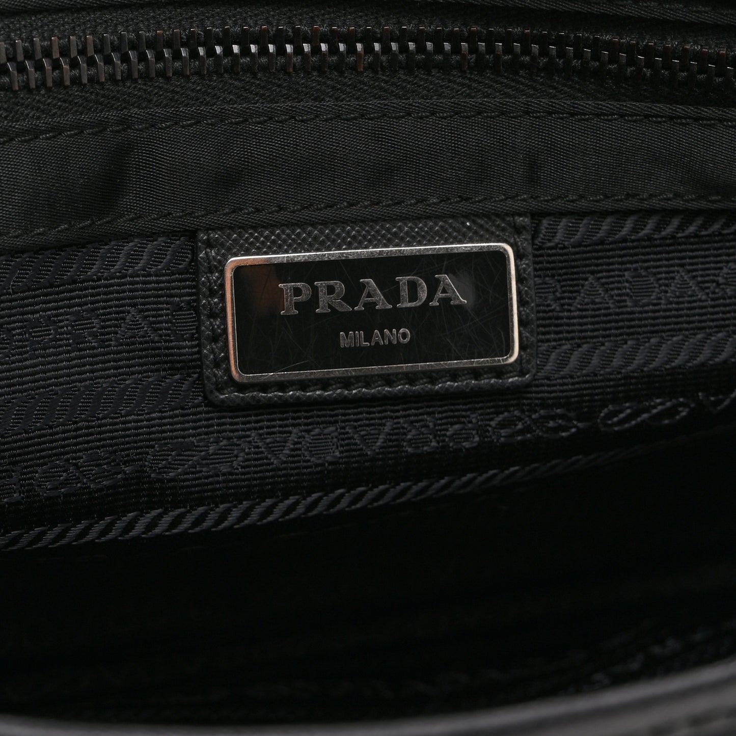 Tessuto Nylon Saffiano Logo Messenger Bag Black