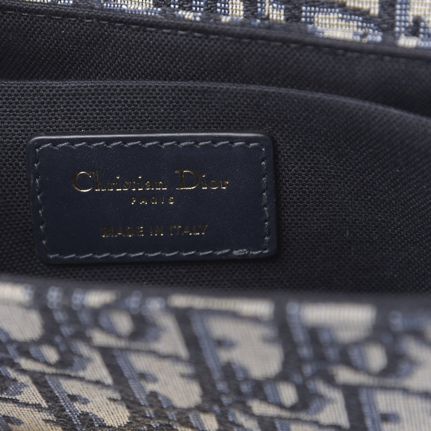 Oblique 30 Montaigne Box Bag Blue