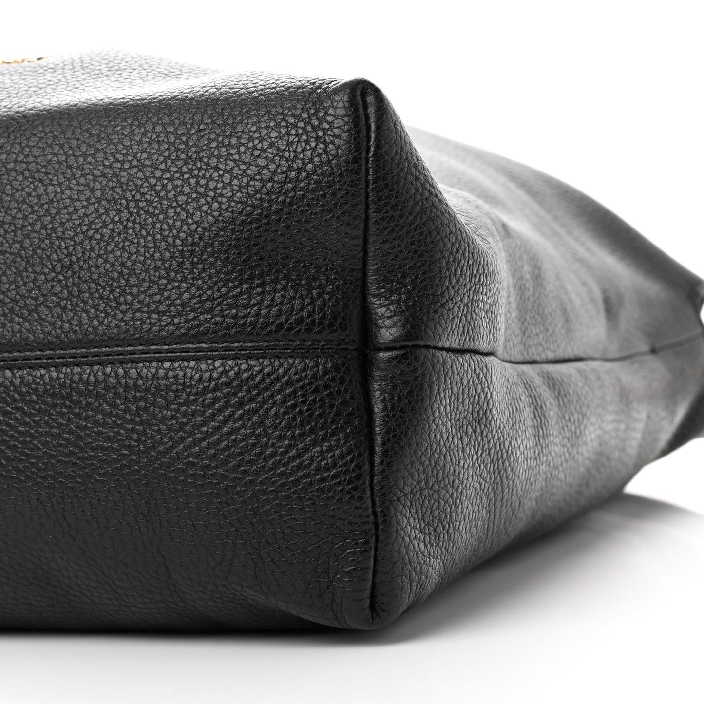 Grainy Calfskin Medium Cale Hobo Black