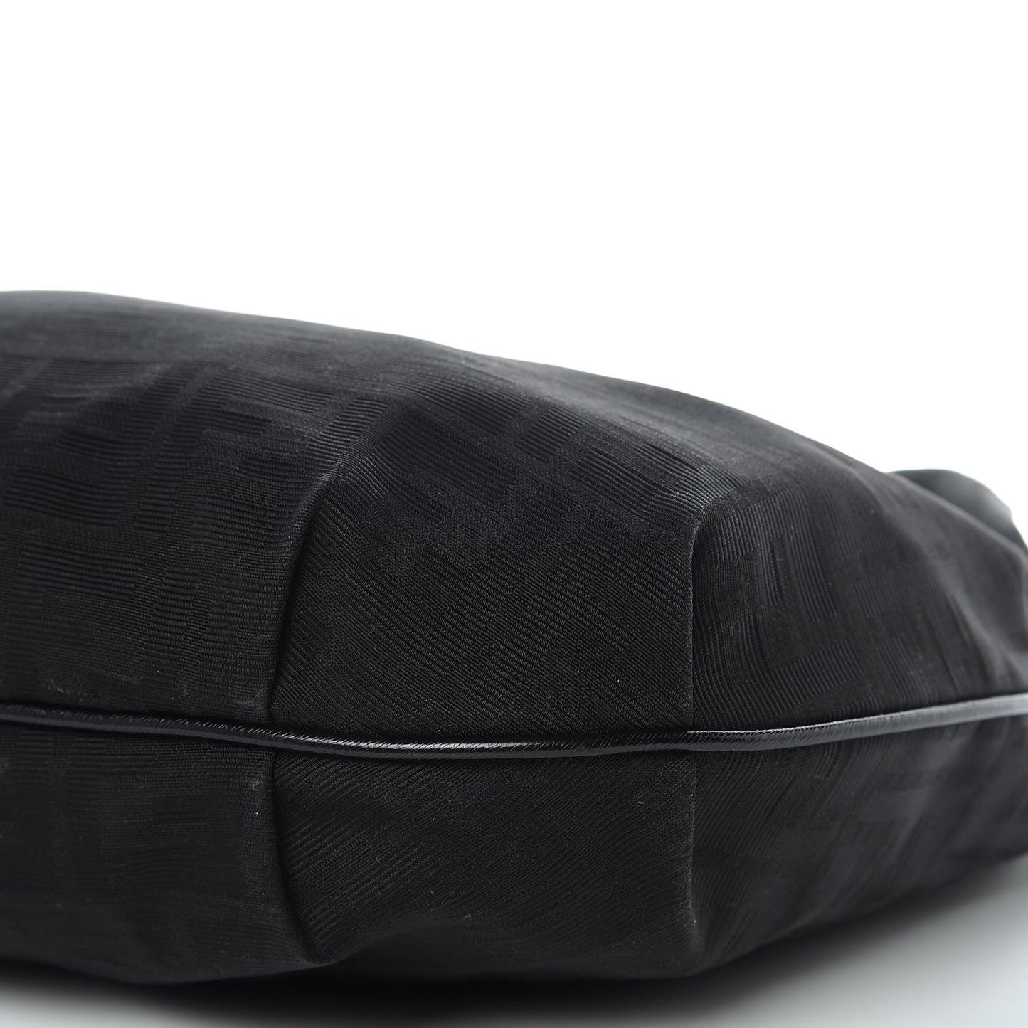 Zucca Chef Chain Hobo Black