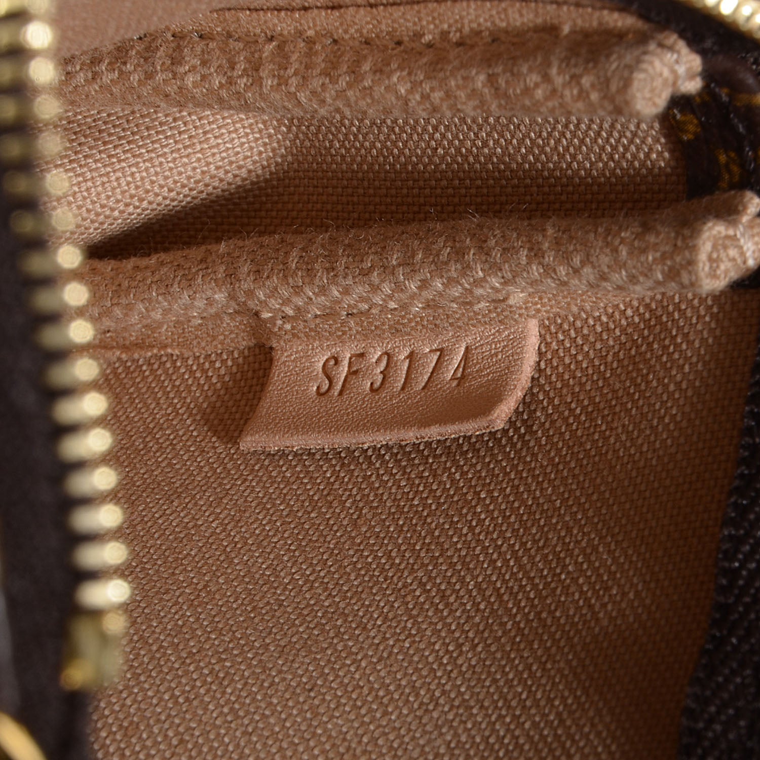 Louis Vuitton Monogram 2014 Christmas Animation Mini Pochette Accessories 7 of 8