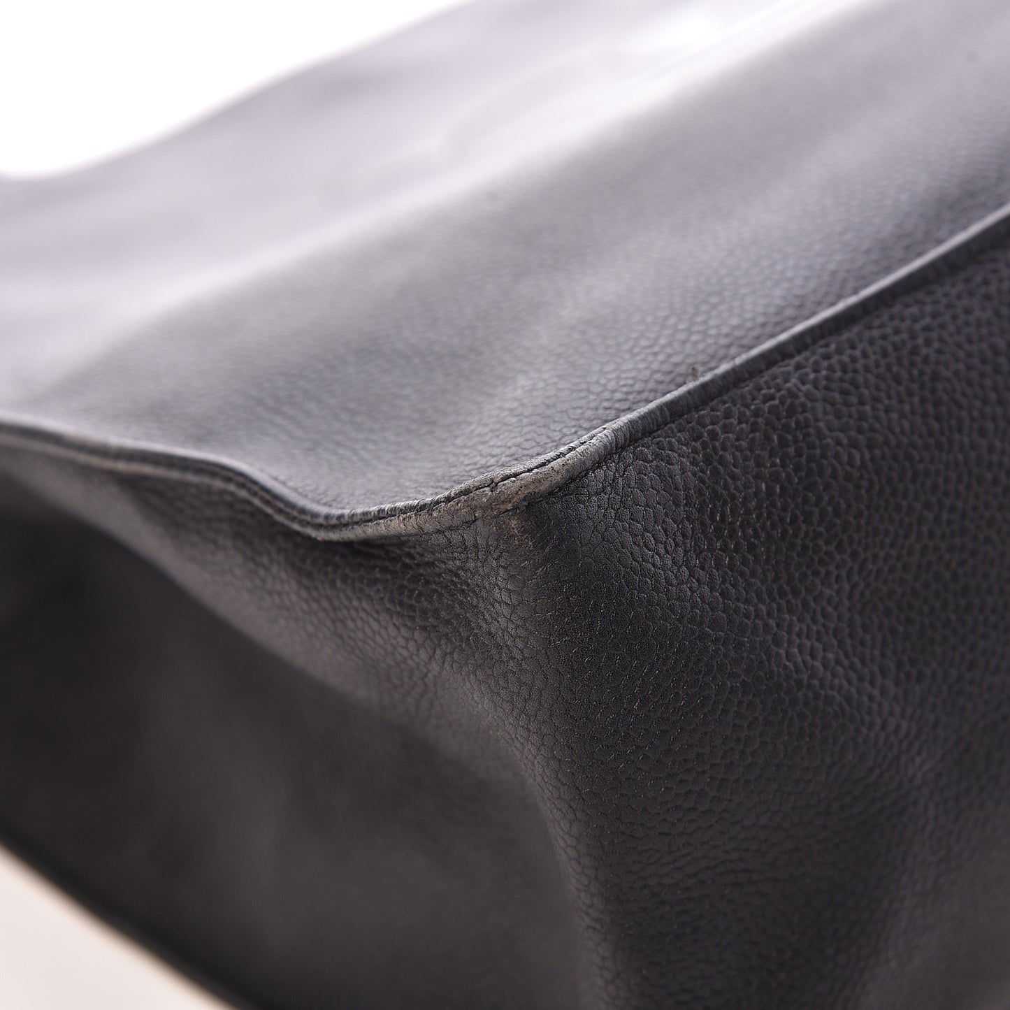 Caviar CC Tote Black