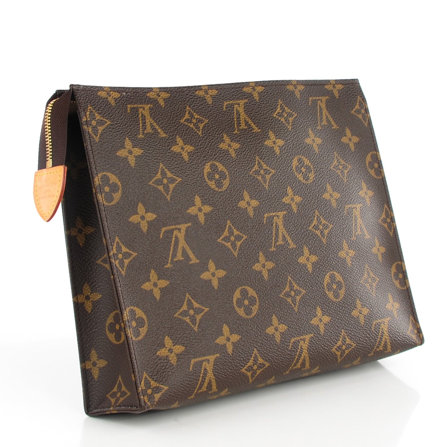 Monogram Poche Toilette 26