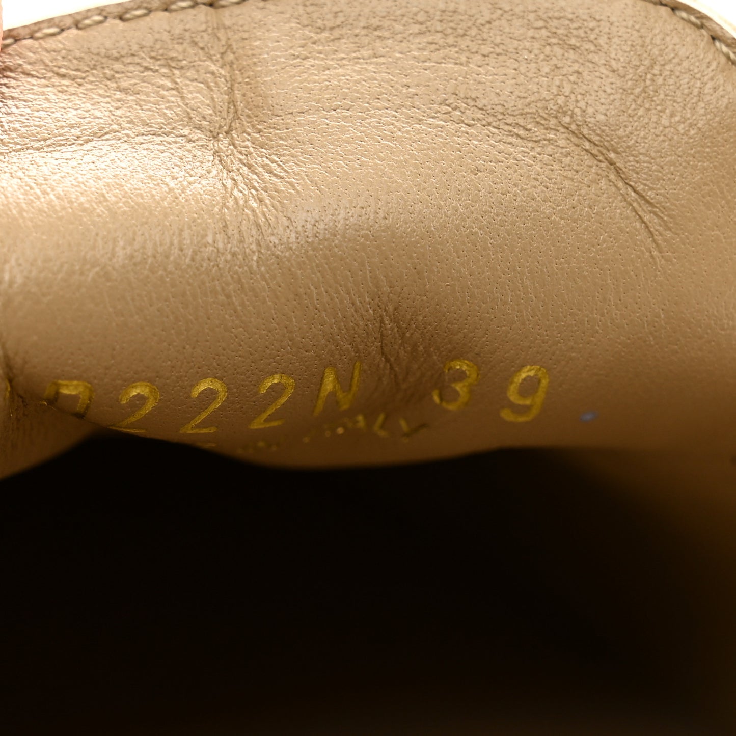 Suede Saint Tropez Loafer 39 Ecru