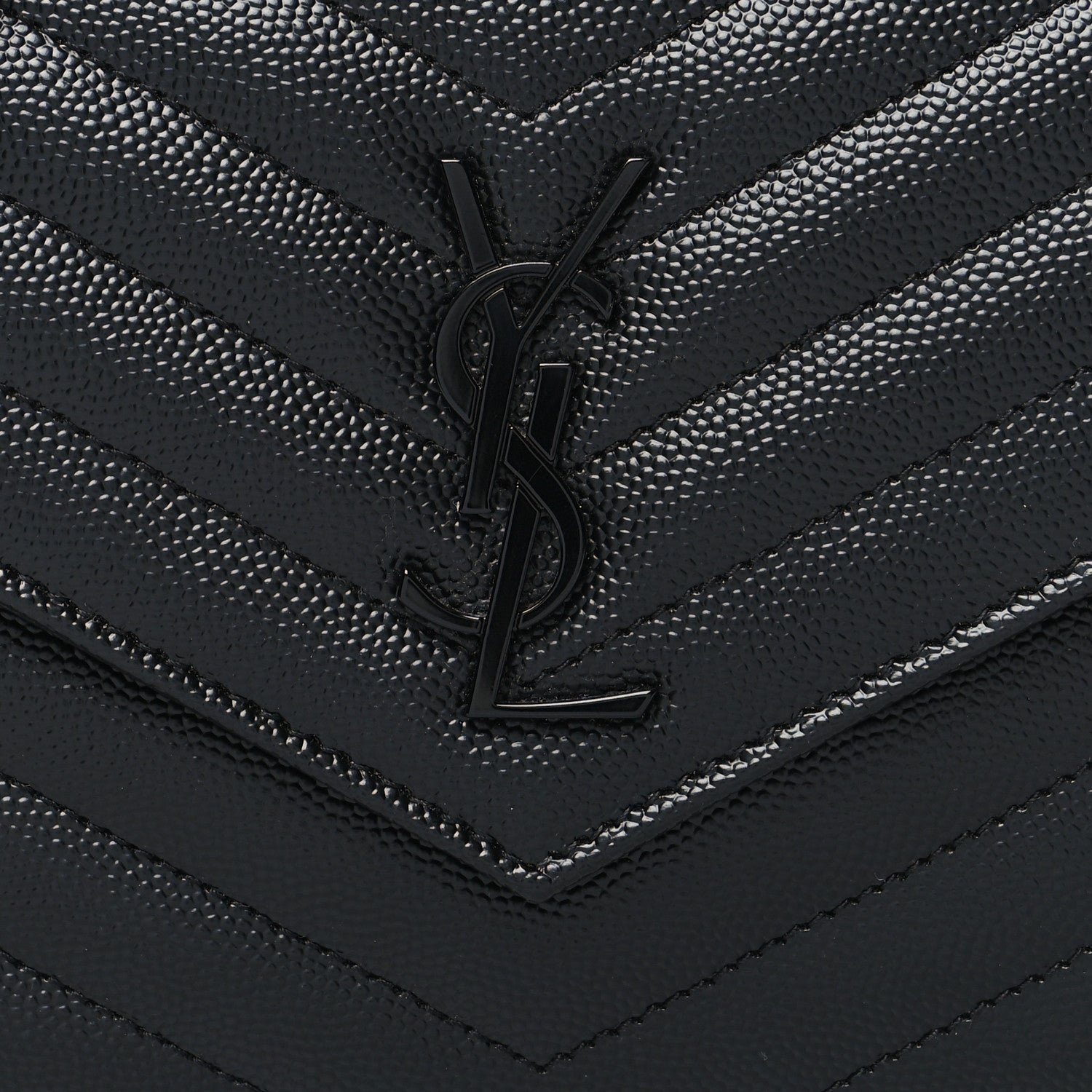 Saint Laurent Grain De Poudre Matelasse Chevron Monogram Monochrome Envelope Chain Wallet Black 9 of 11