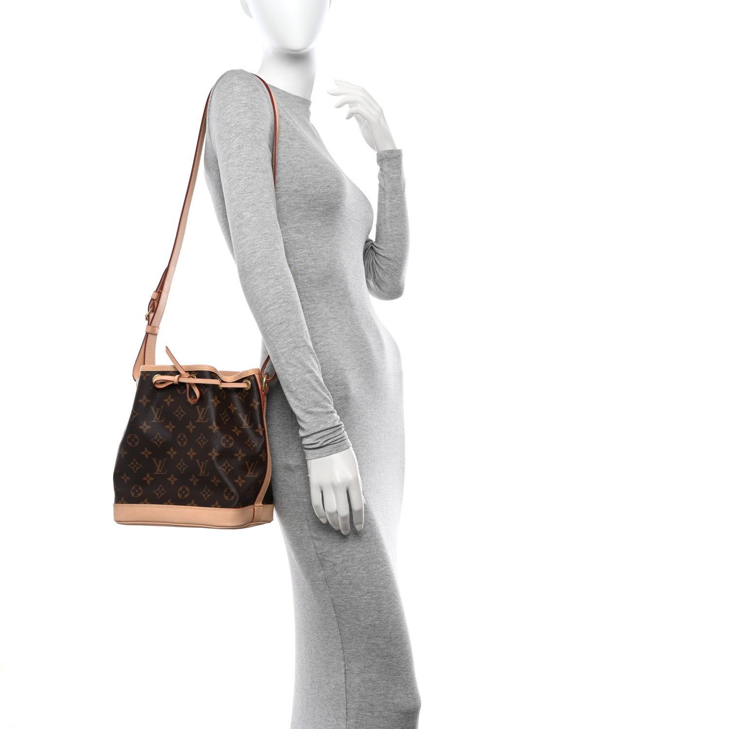 Louis Vuitton Monogram Noe BB 3 of 23