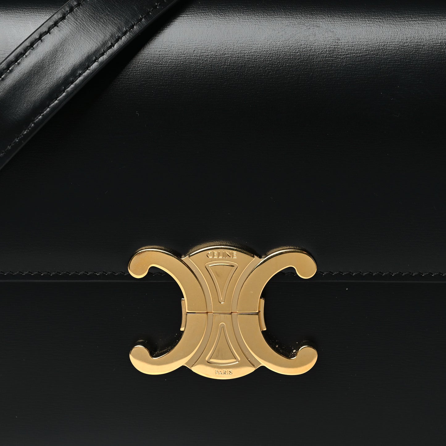 Shiny Calfskin Medium Triomphe Black
