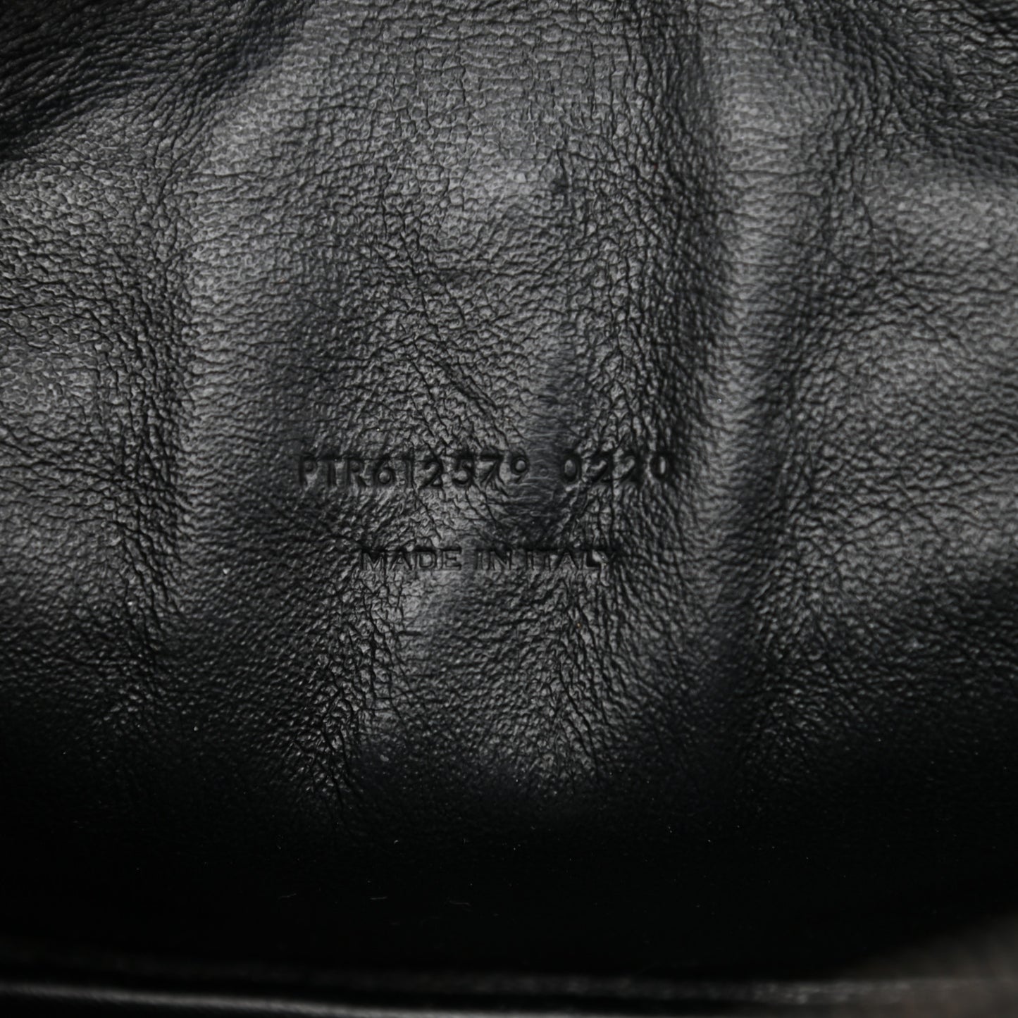 Grain De Poudre Matelasse Monochrome Monogram Mini Lou Camera Bag Black