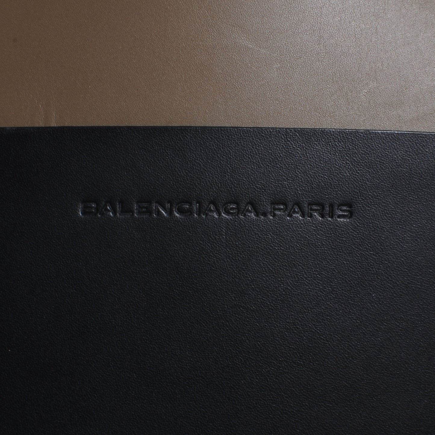 Calfskin Pocket Tote M Khaki and Black