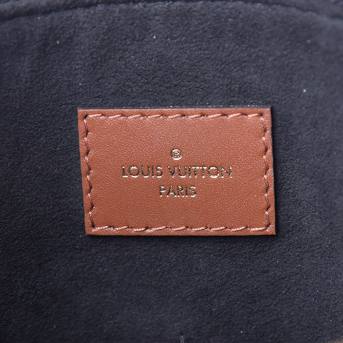 Monogram V Tote MM Black
