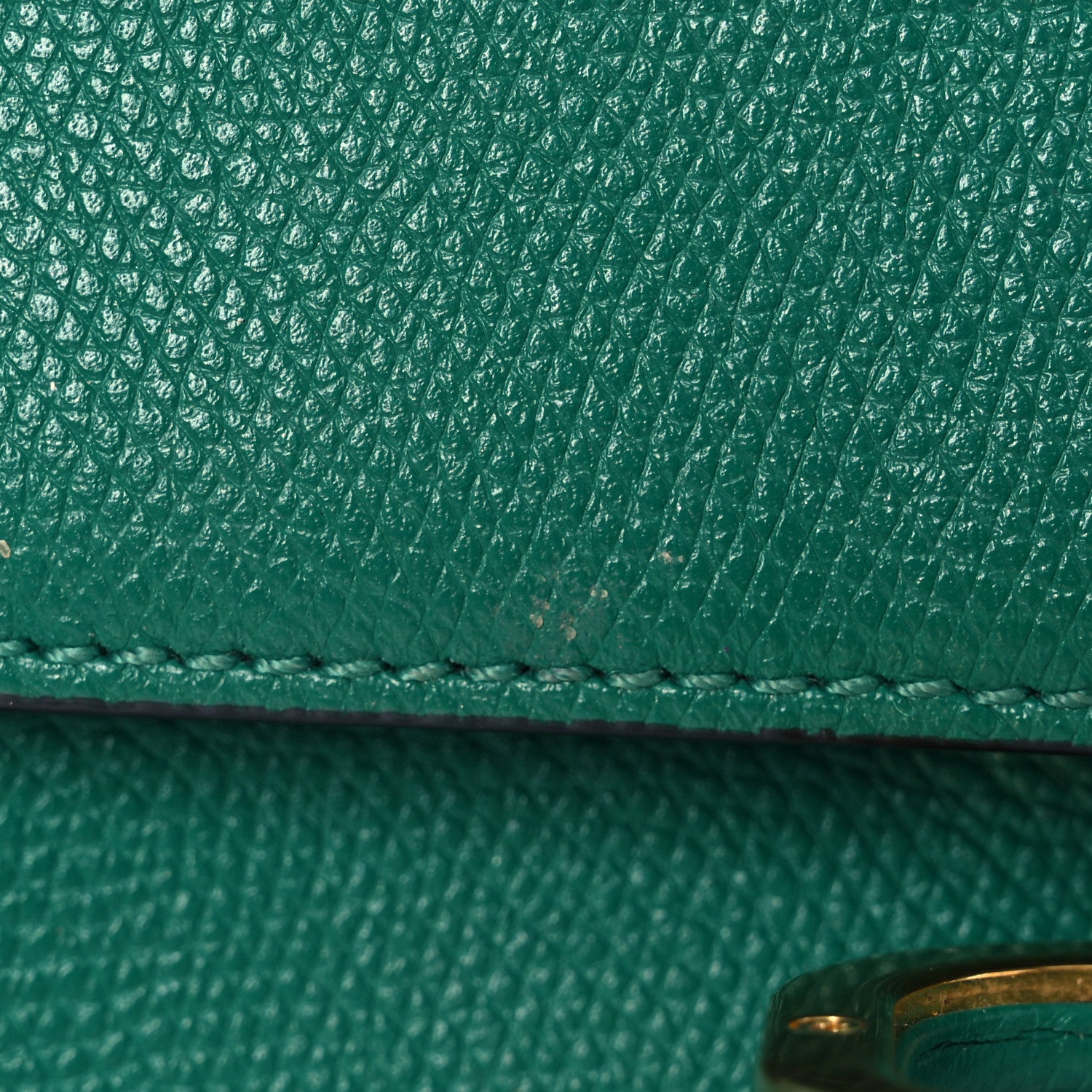 Valentino Garavani Grainy Calfskin VSling Belt Bag English Green 14 of 15