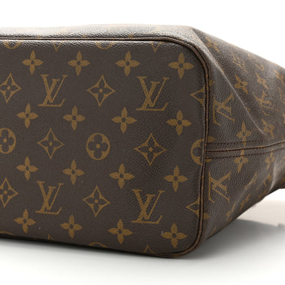 Louis Vuitton Monogram Neverfull MM 9 of 14