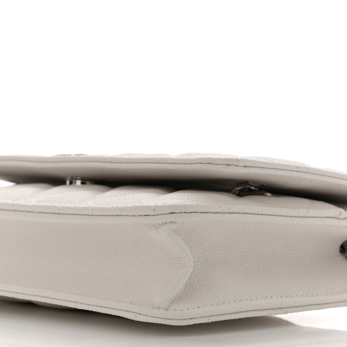 Caviar Quilted CC Logo Wallet on Chain WOC  White