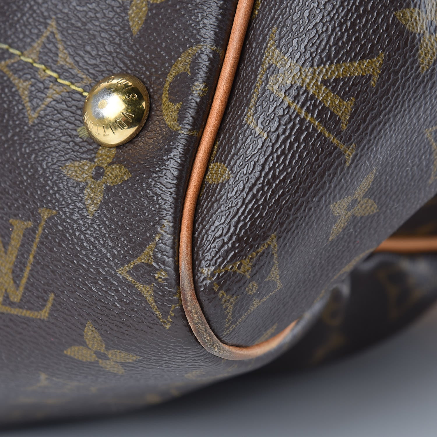 Louis Vuitton Monogram Tivoli GM 32 of 32